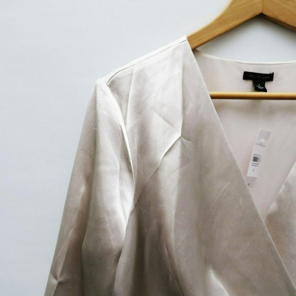 Ann Taylor Silver Ivory Wrap Blouse, Size Medium - Picture 12 of 13